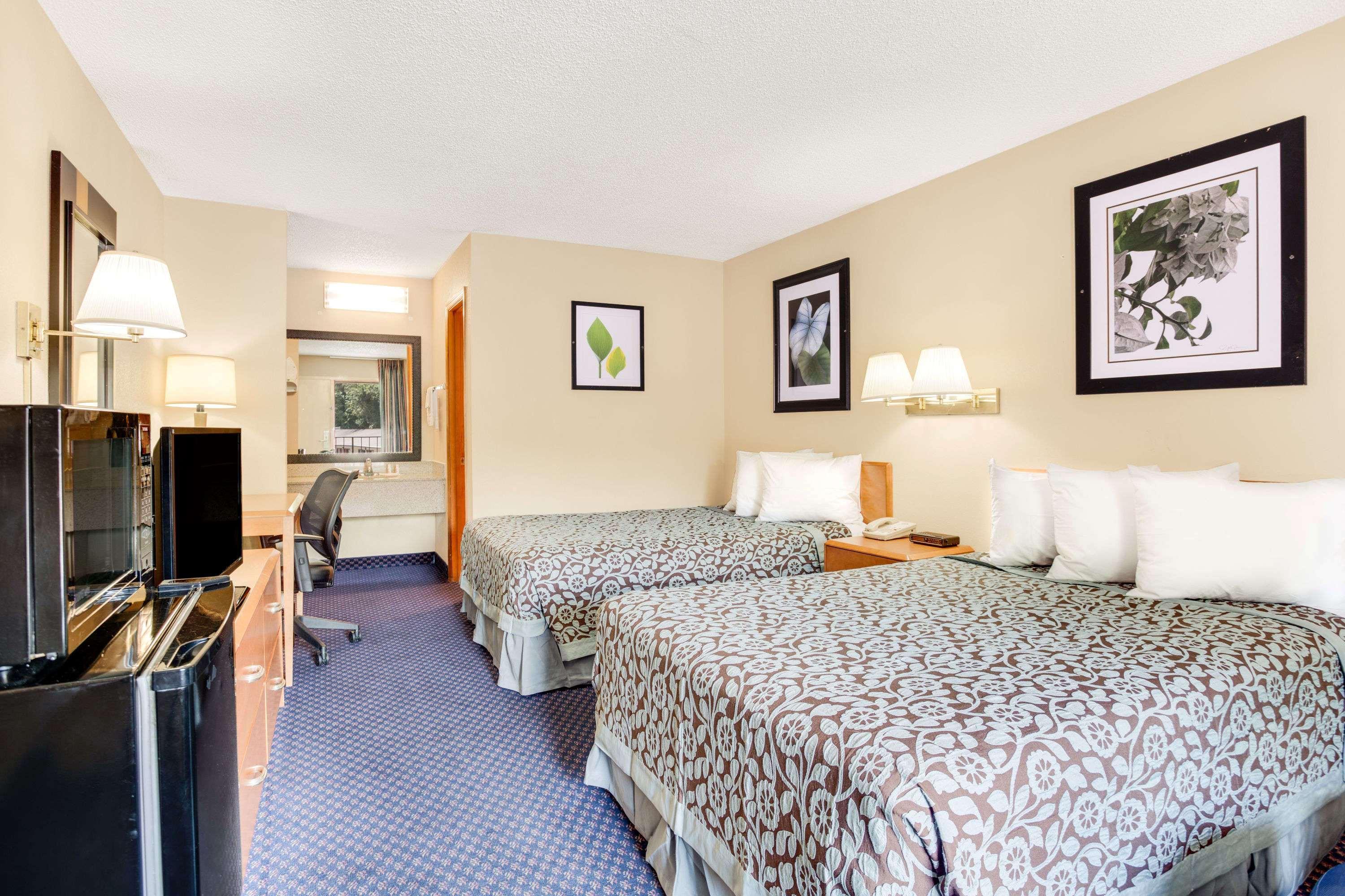 Americas Best Value Inn Aiken Exterior photo